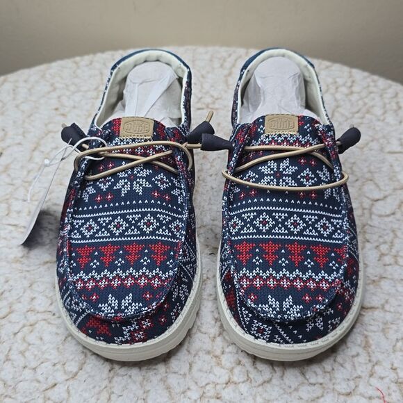 NWT Hey Dude Wendy Winter Sweater Size 7 - Picture 1 of 8